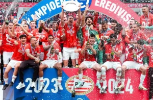 PSV Eindhoven Raih Tiga Gelar Liga Belanda Berturut-turut, Dukungan Tak Terduga dari Mantan Klub Mauro Zijlstra!