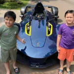 Raffi Ahmad Bawa Rafathar Jelajahi Jakarta dengan Mobil Antik: Momen Kebahagiaan Keluarga yang Menggoda Hati