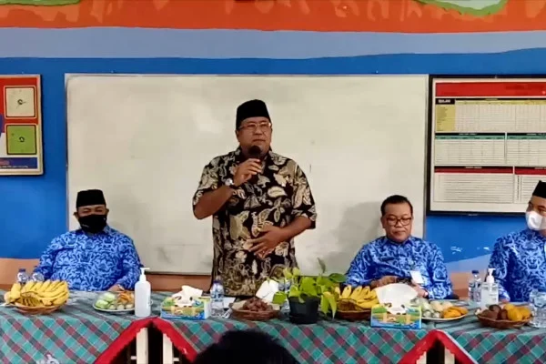 Rano Karno: Kasus Drone Amsal Sitepu Dinilai “Aneh Bin Ajaib”, Mengungkap Kesalahpahaman Industri Kreatif