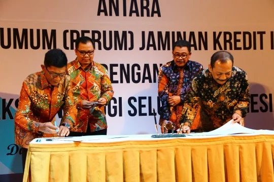 Ribuan Massa Desak BPK Lakukan Audit Investigatif Kalla Group, Tuduhan Kredit Macet Makin Membara