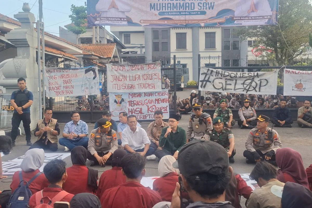 Ribuan Warga Kaltim Siapkan Aksi Besar: Tolak Anggaran Mobil Dinas Rp8,5 Miliar & Rumah Jabatan Rp25 Miliar