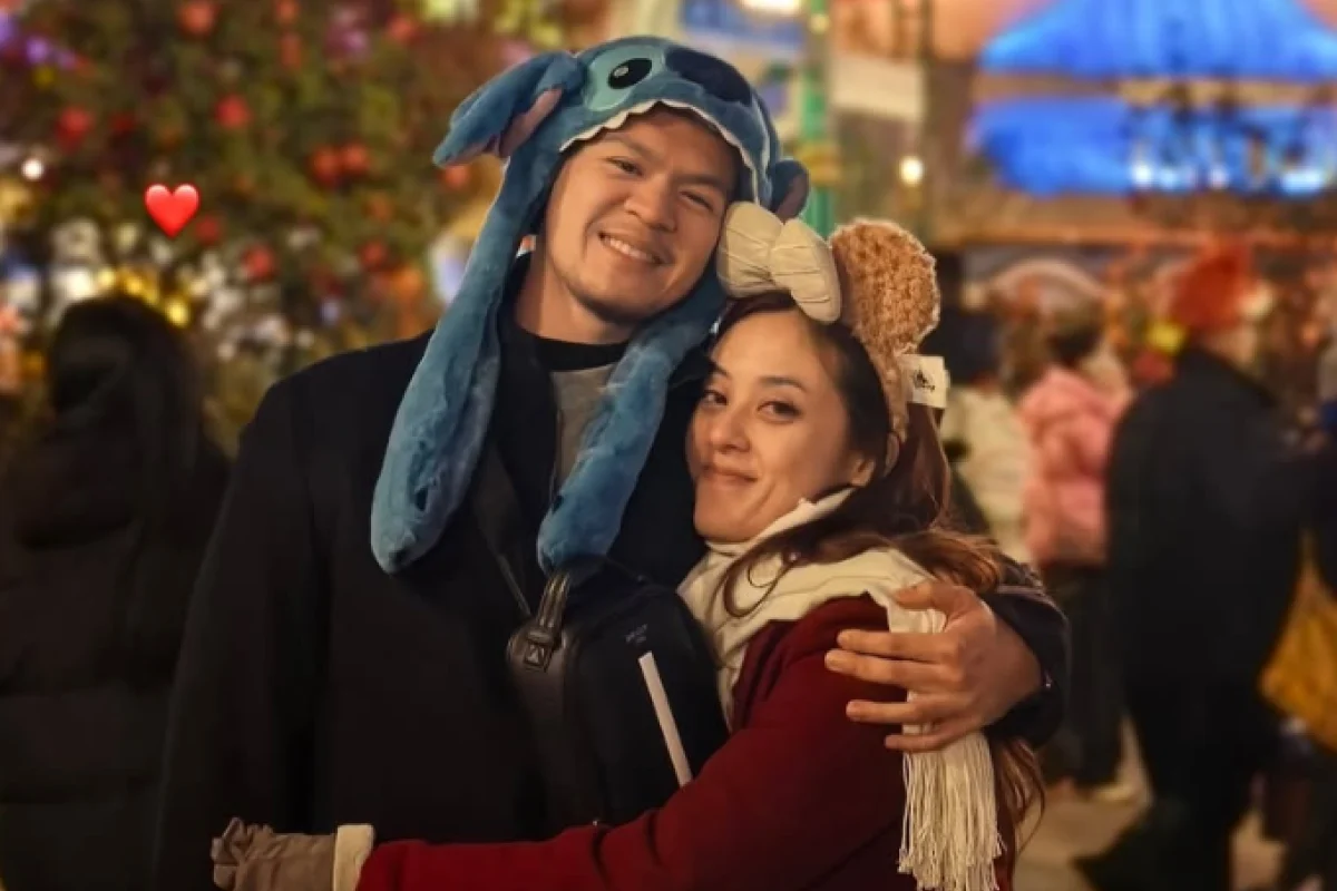 Romansa Dua Juara MasterChef Indonesia Resmi Berlabuh: Jerry Andrean Lakukan Lamaran Istimewa ke Stefani Horison