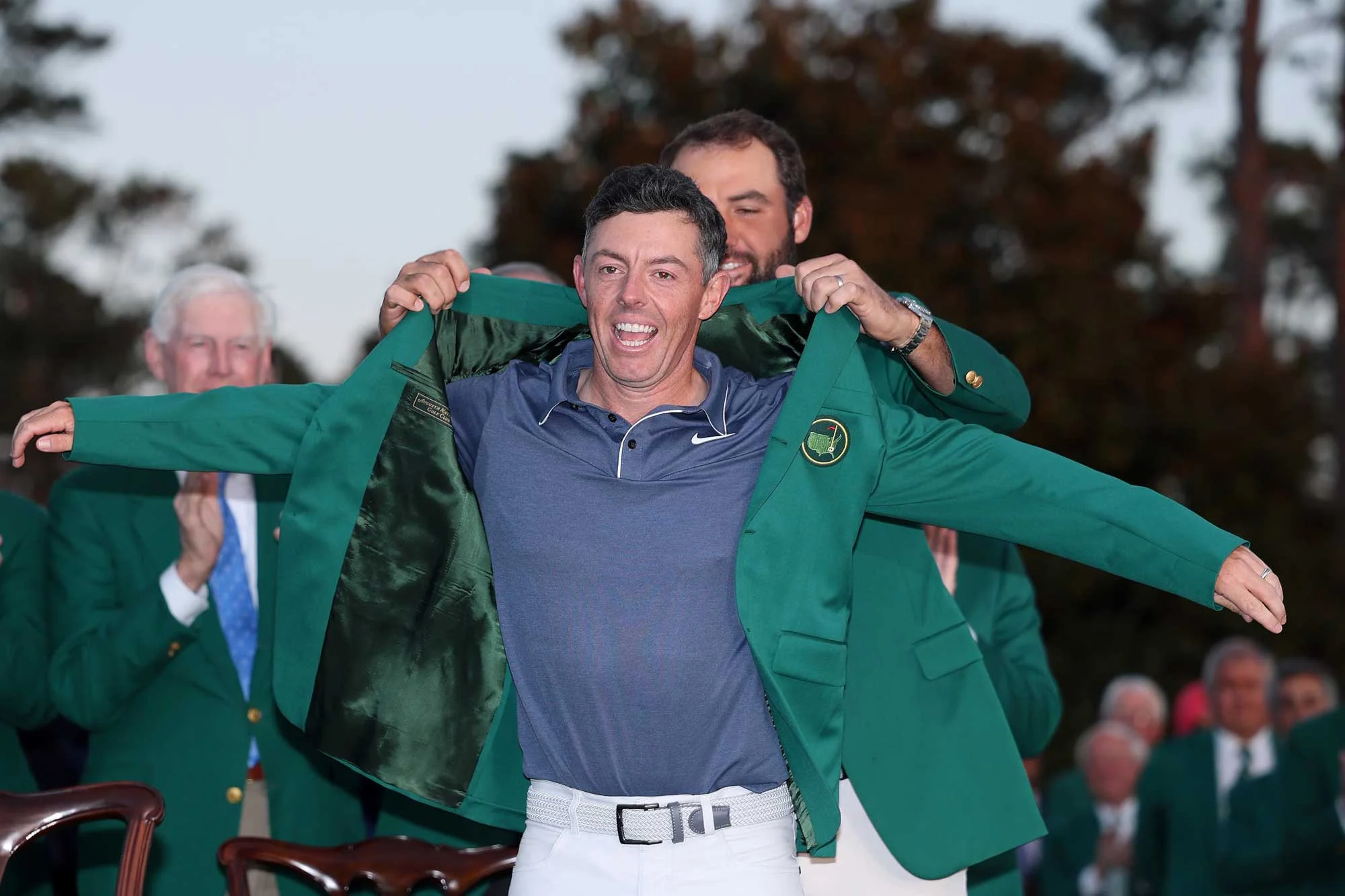Rory McIlroy Genggam Green Jacket Kedua, Menjadi Salah Satu Empat Penakluk Masters Berturut-turut