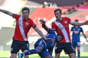 Ross Stewart Bikin Kejutan Besar: Southampton Tumbangkan Arsenal di Piala FA!