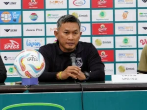 Rudy Eka Priyambada Buka-bukaan: Empat Gelar Bersama Al Nassr Women dan Tantangan Komunikasi yang Mengejutkan