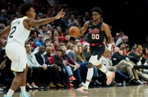 Scoot Henderson Guncang Playoff: Rekor 31 Poin, Menyelamatkan Trail Blazers dari Kekalahan