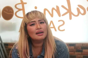 Skandal Keuangan Arya Khan: Uang Pinkan Mambo Bocor, Mami Michelle Ashley Ungkap Pengkhianatan Lama