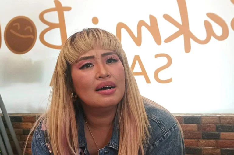 Skandal Keuangan Arya Khan: Uang Pinkan Mambo Bocor, Mami Michelle Ashley Ungkap Pengkhianatan Lama