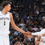 Spurs Sukses Bangkit Tanpa Wembanyama, Menang Tipis 120-108 atas Trail Blazers di Game 3