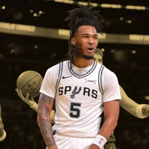 Stephon Castle Bawa Spurs Menang Dramatis di Game 3 Tanpa Wembanyama