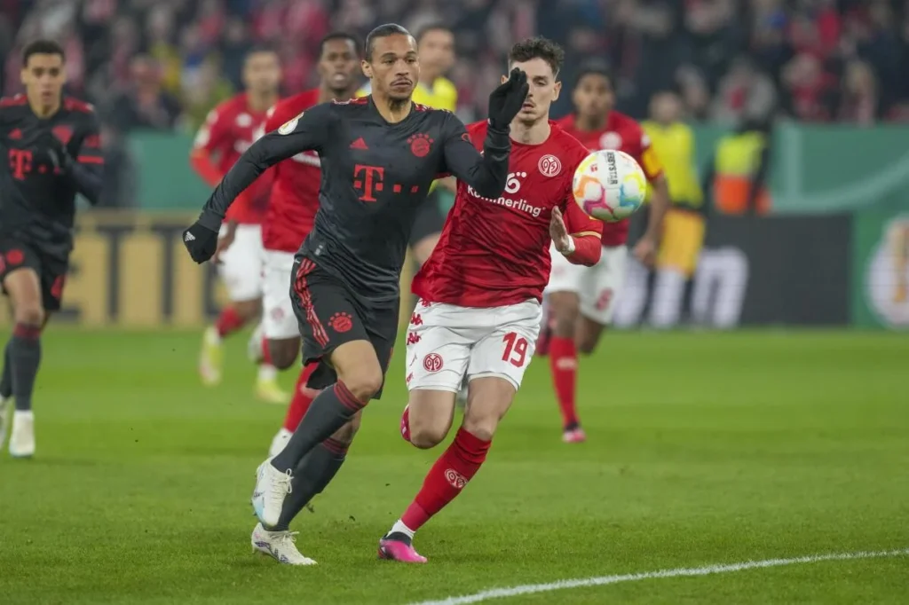 Strasbourg Balikkan Defisit 2-0, Menaklukkan Mainz 4-0 dan Raih Tiket Semifinal Bersejarah!