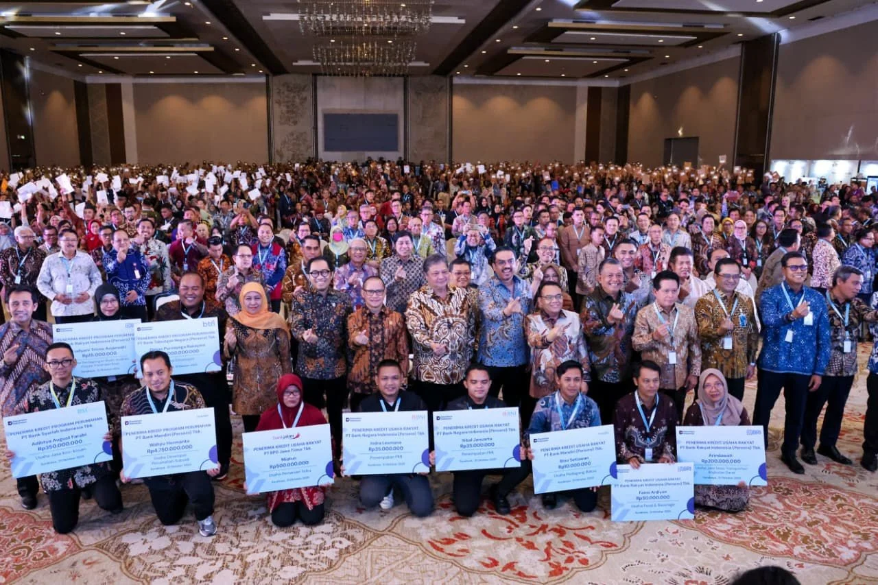 Terungkap! Antrean ASN & Honorer Menggiling Lulusan, Padahal Lapangan Kerja Luas Tersedia