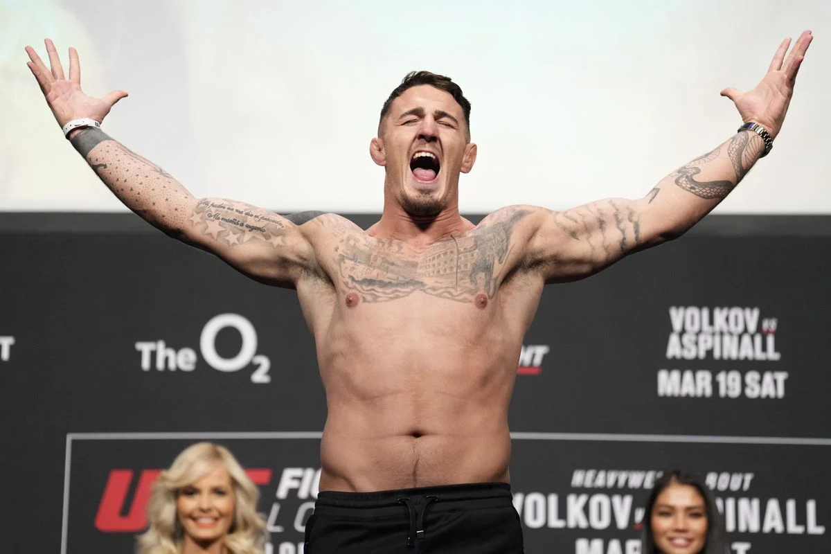 Tom Aspinall Siap Kembali ke Octagon: Persiapan, Rumor Tinju, dan Dampak pada Divisi Heavyweight UFC