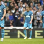 Tottenham Hotspur Siapkan Serangan Ganda: Rekrut Kiper Muda dan Kepala Eksekutif Baru di Tengah Krisis Relegasi