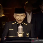 Bakom Kecam Hoaks: Amien Rais Jadi Korban Video Manipulatif ‘Aku Bukan Teddy’