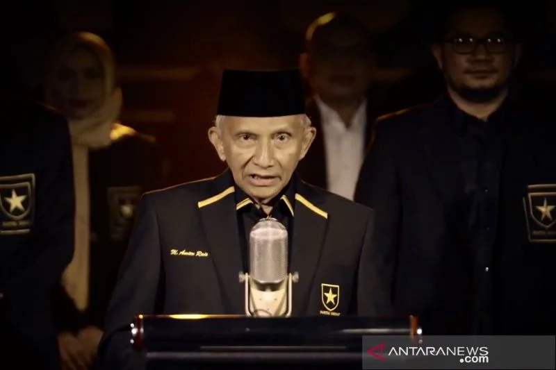 Bakom Kecam Hoaks: Amien Rais Jadi Korban Video Manipulatif ‘Aku Bukan Teddy’