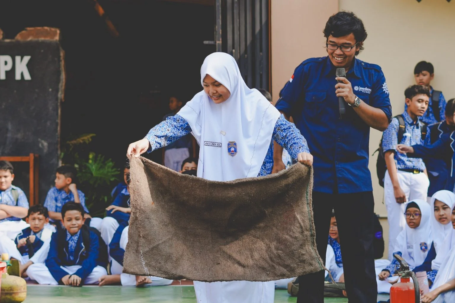 Bangun Budaya Siaga Bencana Sejak Dini: UI Luncurkan Edukasi untuk 5.000 Siswa SD