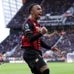 Bournemouth Gagal Lepas Eli Junior Kroupi: Barcelona, Liverpool, Arsenal Siap Bersaing