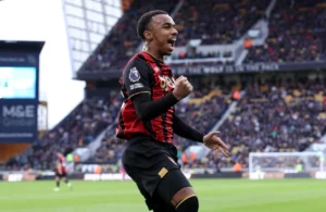 Bournemouth Gagal Lepas Eli Junior Kroupi: Barcelona, Liverpool, Arsenal Siap Bersaing