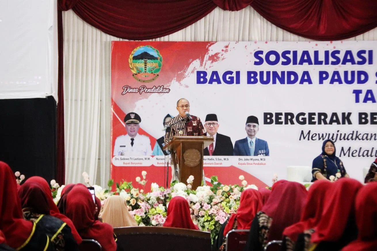 Bunda PAUD Denpasar Ny. Sagung Antari Komitmen Sukseskan Program Wajib Belajar 13 Tahun