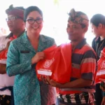 Bunda Rai Hadiri Pasar Rakyat PKK di Klungkung, Dorong UMKM dan Kepedulian Sosial Masyarakat