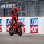 Dani Pedrosa Tak Turunkan Satu Kata pada Marc Marquez: Alien Gagal Finis, Bezzecchi Pimpin MotoGP 2026
