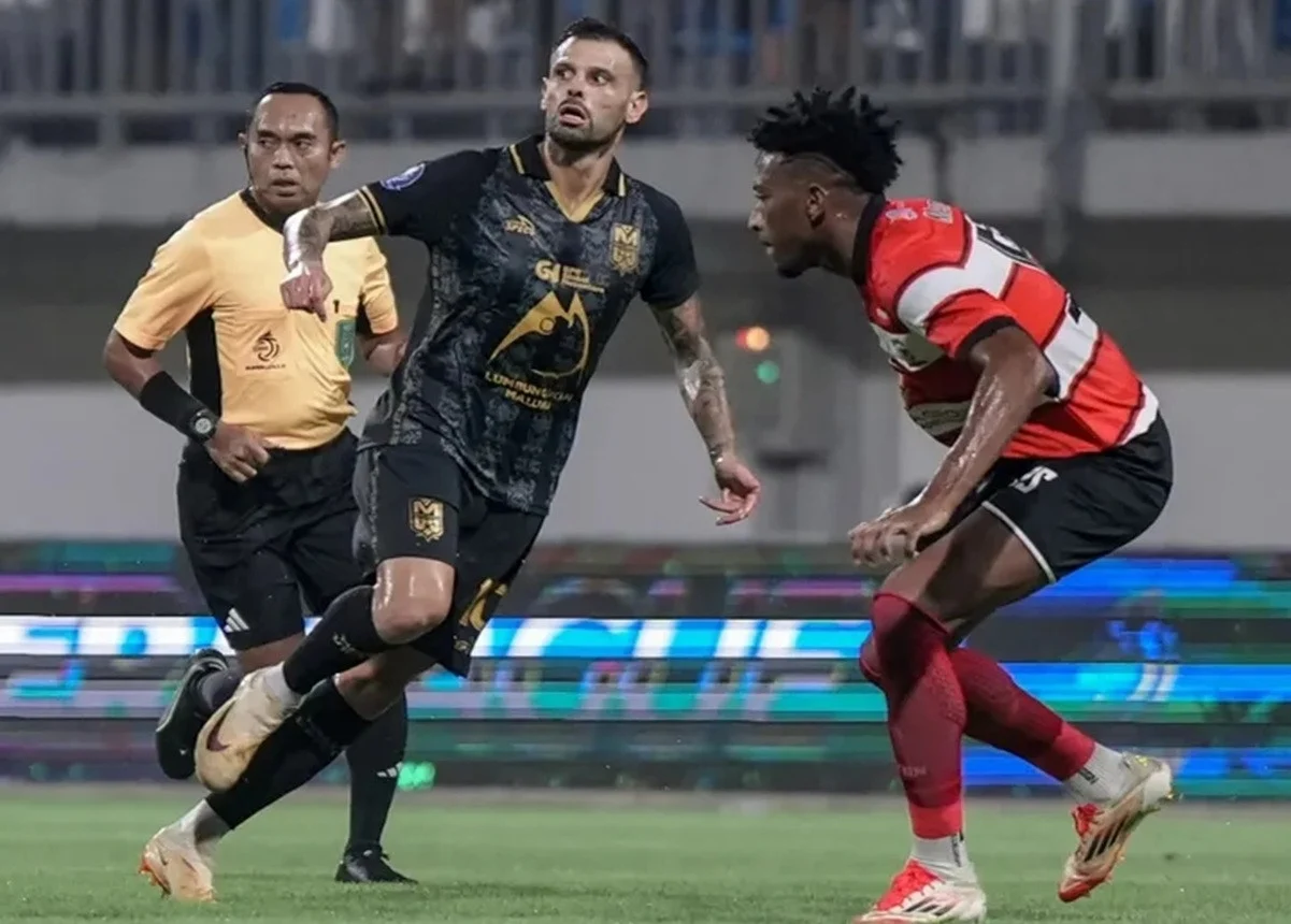 Drama di Borneo: Persib Unggul, Persija Tersingkir, dan Bali United Siap Guncang Klasemen