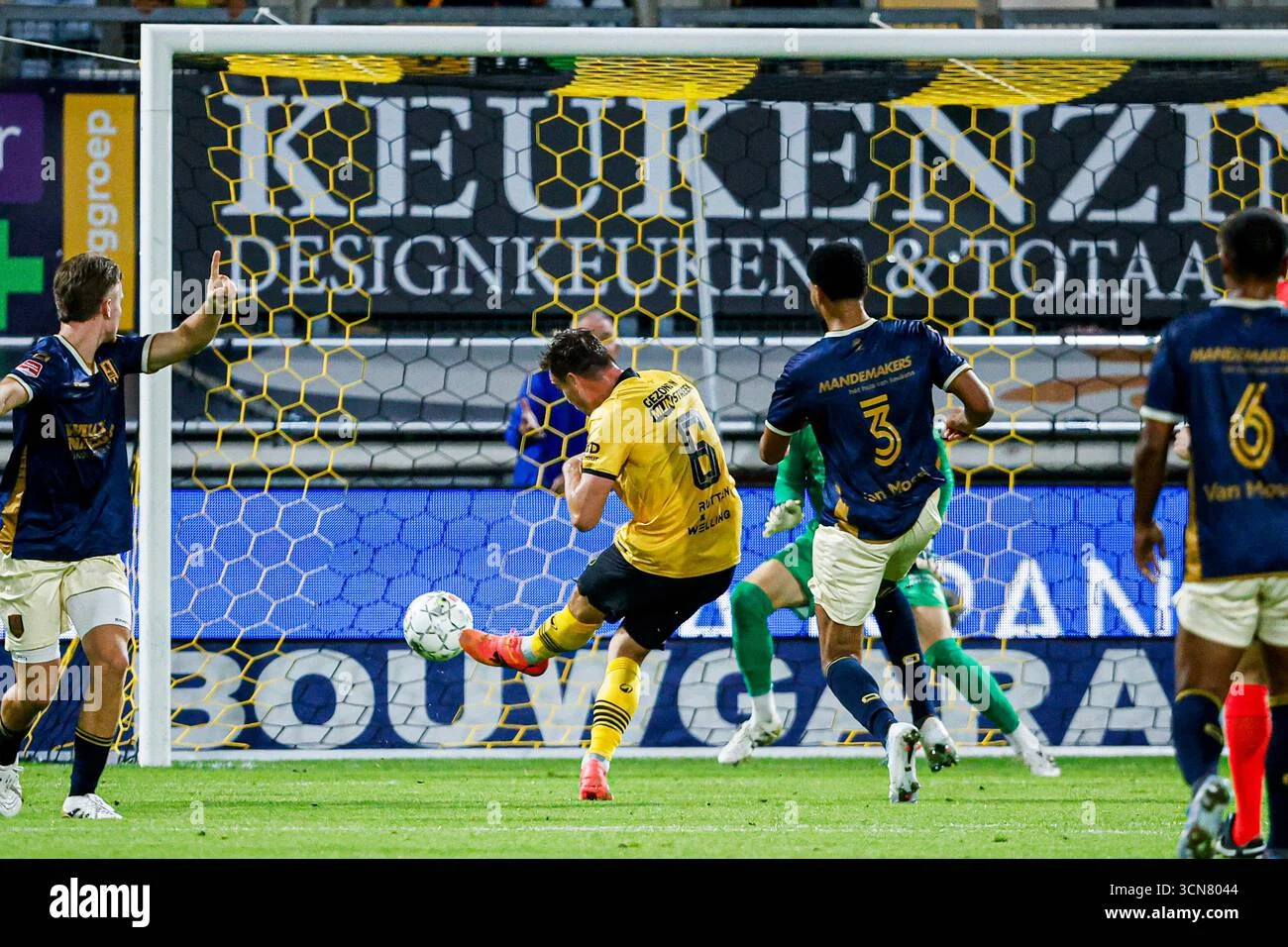 Drama Penalty, RKC Waalwijk Tumbangkan Roda JC dan Lolos ke Kuartfinal Play‑Off