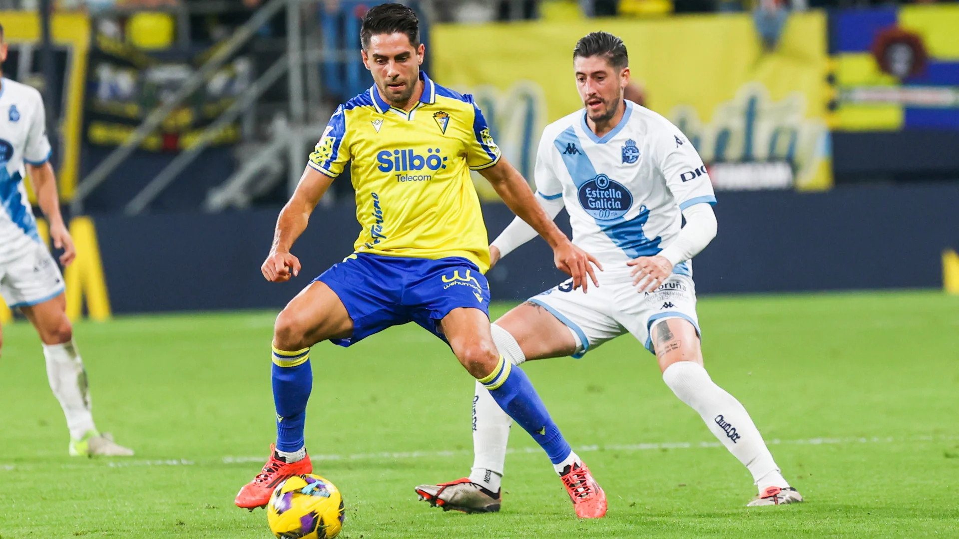 Drama Sepakbola La Liga 2: Cadiz vs Deportivo La Coruna Siap Memukau Penonton Dunia