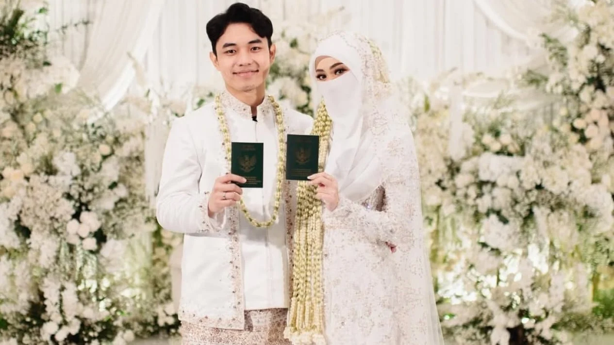Elly Sugigi Bongkar Fakta Emas dan Apartemen: Video Akad Nikah Hanya Untuk Endorsement, Bukan Nikah Keenam