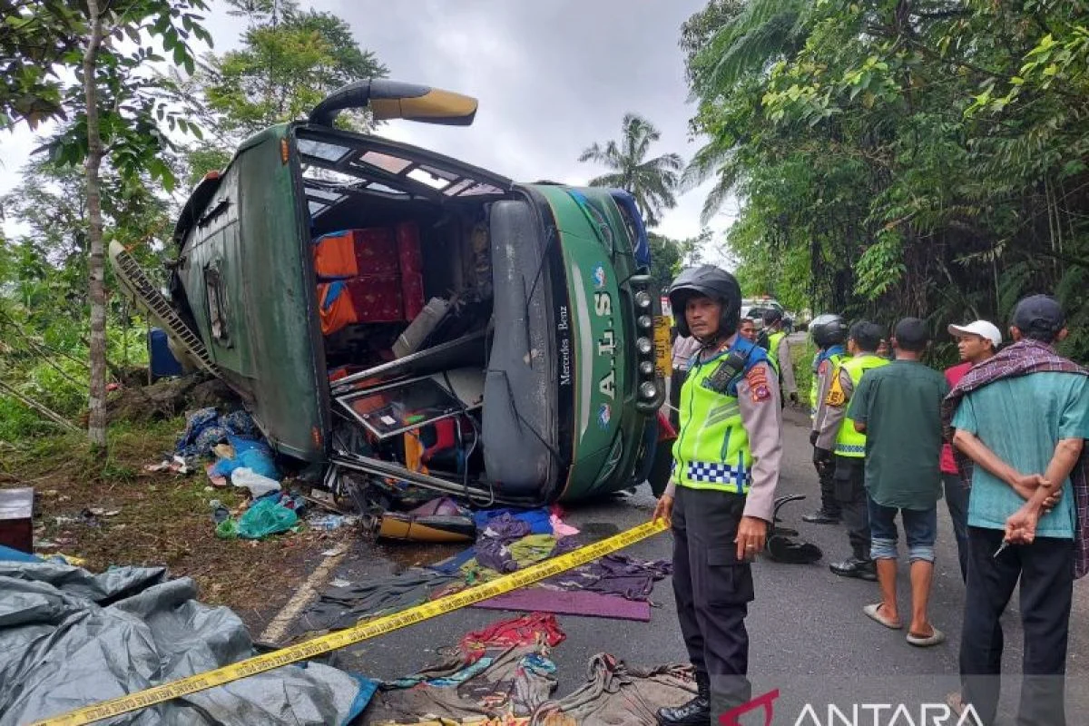 Gubernur Sumsel Klaim 90% Jalan Mulus, Namun Kecelakaan Bus ALS Ungkap Lubang Jalan Memicu Tragedi