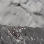 Gunung Dukono Meletus Hebat: 3 Pendaki Tewas, Ratus Relawan Berlomba Selamatkan Nyawa di Tengah Awan Abu 10 Km