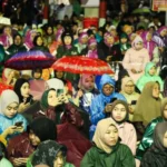 Hujan Tak Surutkan Antusiasme, Ribuan Warga Ramaikan HUT Kota Bangli ke-822