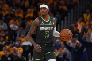 Jaden McDaniels Jadi Pahlawan Timberwolves: Penampilan Gemilang yang Mengguncang NBA