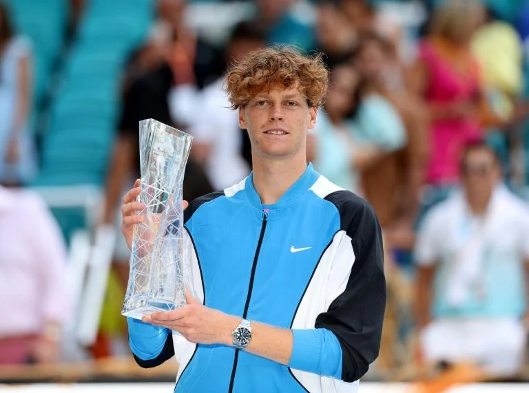 Jannik Sinner Cetak Rekor Baru di Madrid Open: Lima Gelar Masters 1000 Beruntun!