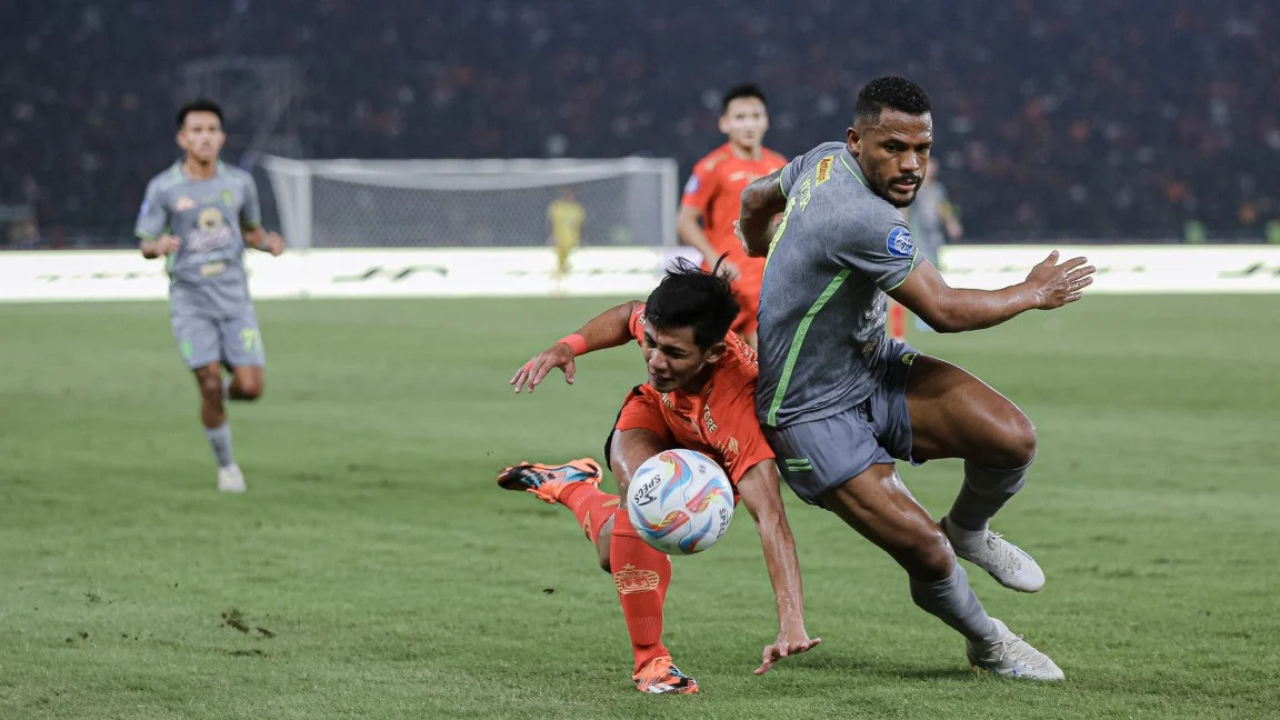 Jefferson Silva Buktikan Ambisi Besar: Gol Perdana Jadi Sinyal Bahaya Menjelang Duel Persebaya vs PSBS Biak