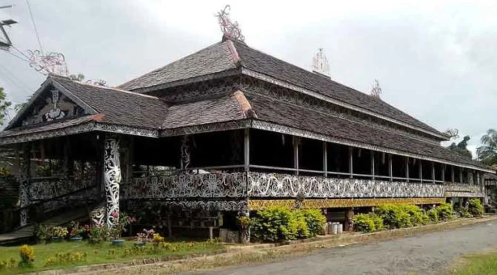 Kalimantan Timur Giat: Pembangunan Kantor Polresta IKN, Warisan Rumah Lamin, Lonjakan Investasi Bontang, dan Penangkapan Narkoba di Lapas Balikpapan