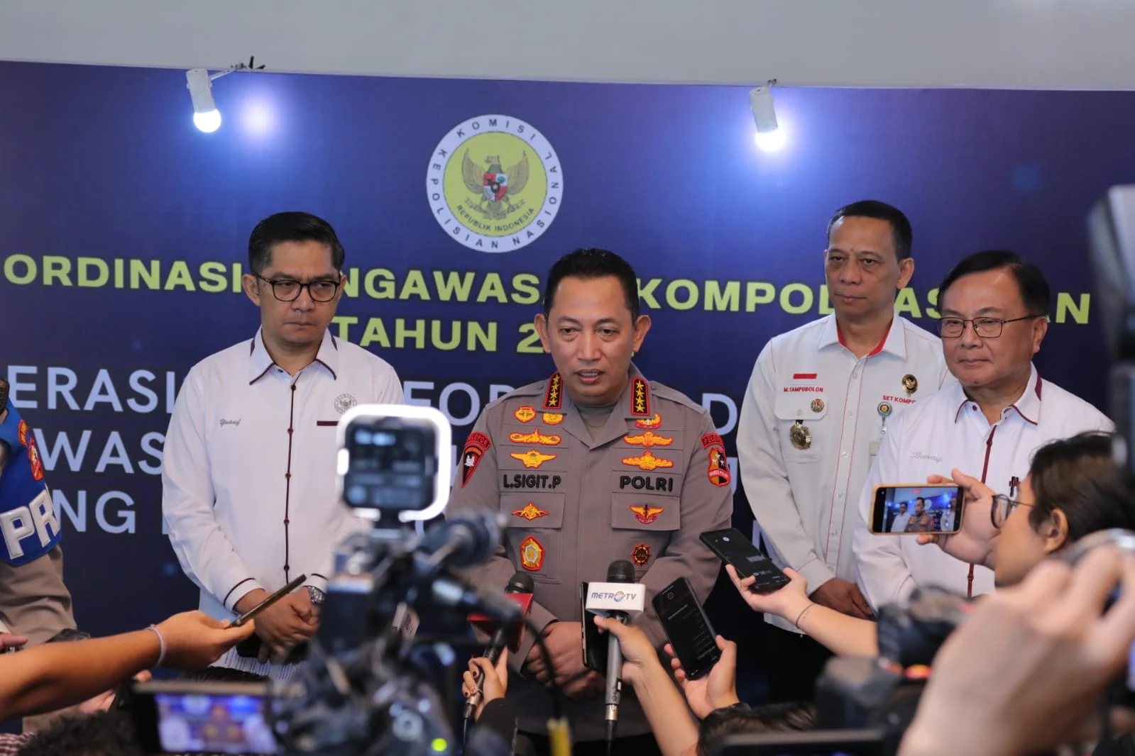 Kapolri Tegaskan Penguatan Kompolnas Bisa Lewat Revisi UU Polri, Tidak Perlu Undang-Undang Baru