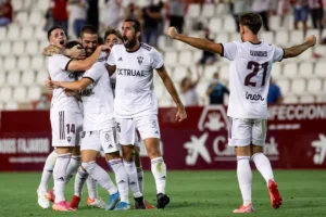 Kekalahan Kontroversial FC Andorra 0-1 Albacete: Piqué Bentrok Referee, Skandal Mengguncang Liga