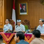 Ketua DPRD Badung Hadiri Koordinasi dan Evaluasi Percepatan Pengelolaan Sampah Berbasis Sumber di Sektor Pariwisata
