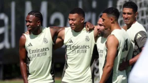 Kylian Mbappé Kembali Berlatih: Drama Cedera, Petisi ‘Mbappé Out’, dan Tekanan Besar Real Madrid