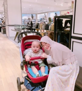 Larissa Chou: Single Mom yang Menginspirasi, Mengurus Dua Anak Sendiri Sambil Tetap Eksis di Dunia Influencer