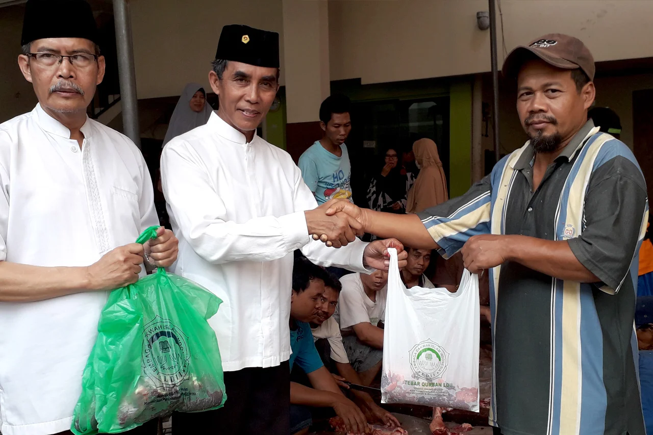 LDII Bali Tebar 10 Ribu Paket Kurban sebagai Momentum Pererat Harmoni Antarumat Beragama