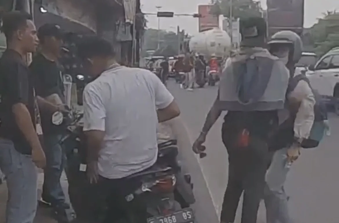 Massa di Depok Hampir Menyerang Tiga Mata Elang: Insiden Menghebohkan yang Mengguncang Warga