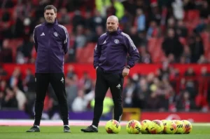 Michael Carrick: Kejelasan Peran di Puncak Musim Manchester United Mengguncang Dunia Sepakbola