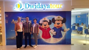 Mimpi Disney Cruise dan Maldives Ternyata: Keluarga Ashanty serta Sidharth Malhotra Nikmati Liburan Mewah