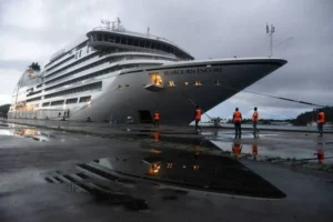 Misteri Pizza Terbaik, Tragedi di Pantai Malaga, dan Perubahan Rute Kapal Pesiar: Apa yang Terjadi di Costa del Sol?