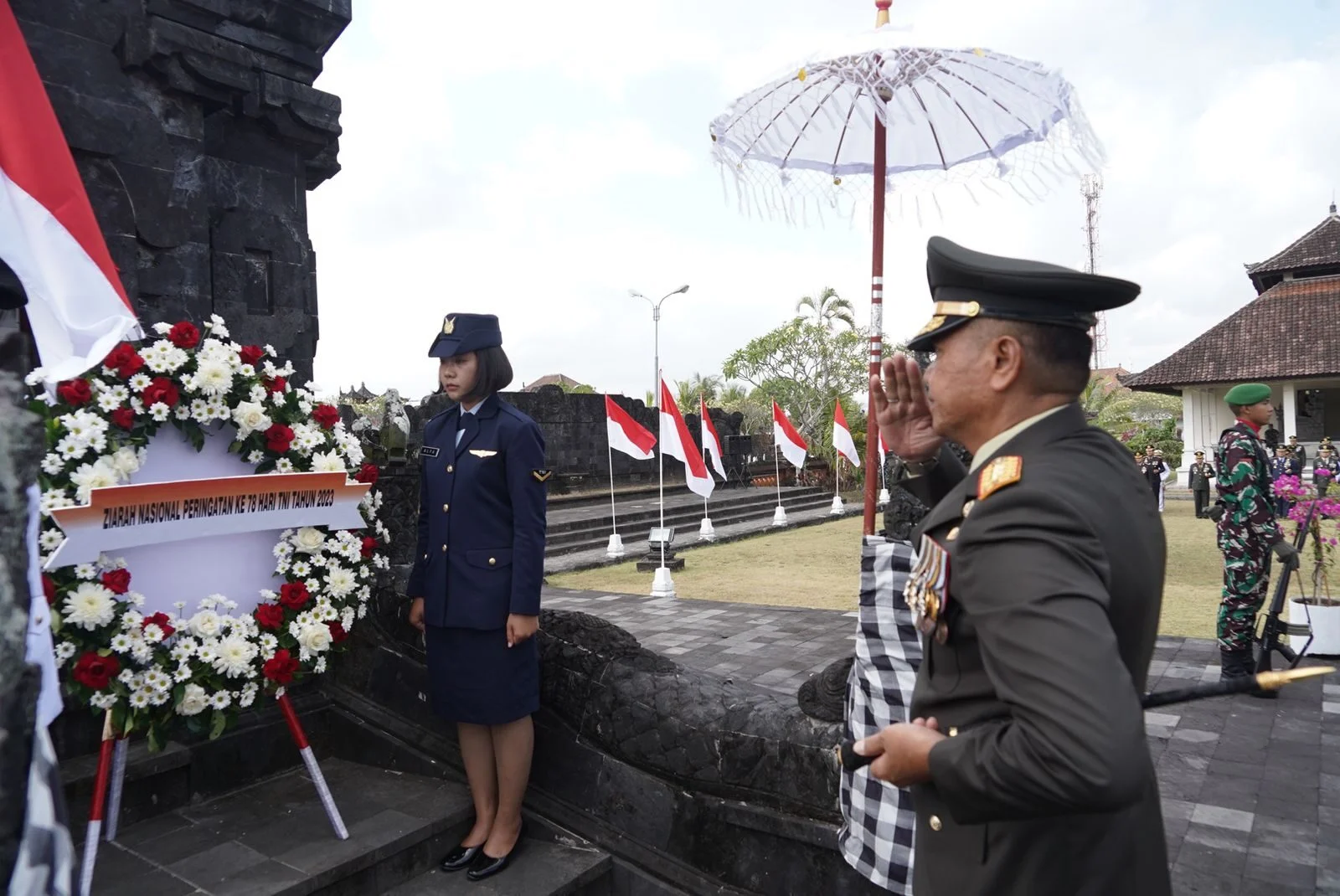 Pangdam IX/Udayana Gelar Syukuran Bersama Prajurit dalam Rangka Hari Bakti Ke-69