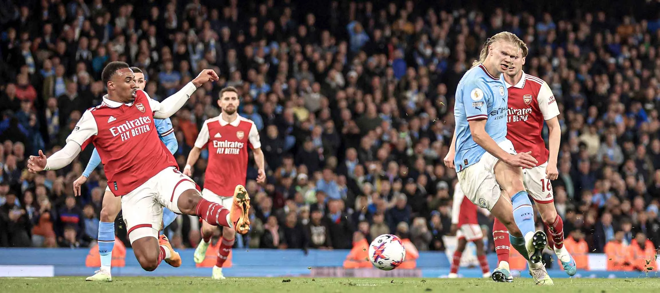 Paul Scholes Gugat Arsenal dan Soroti Krisis Chelsea: Kontroversi di Balik Analisis Premier League