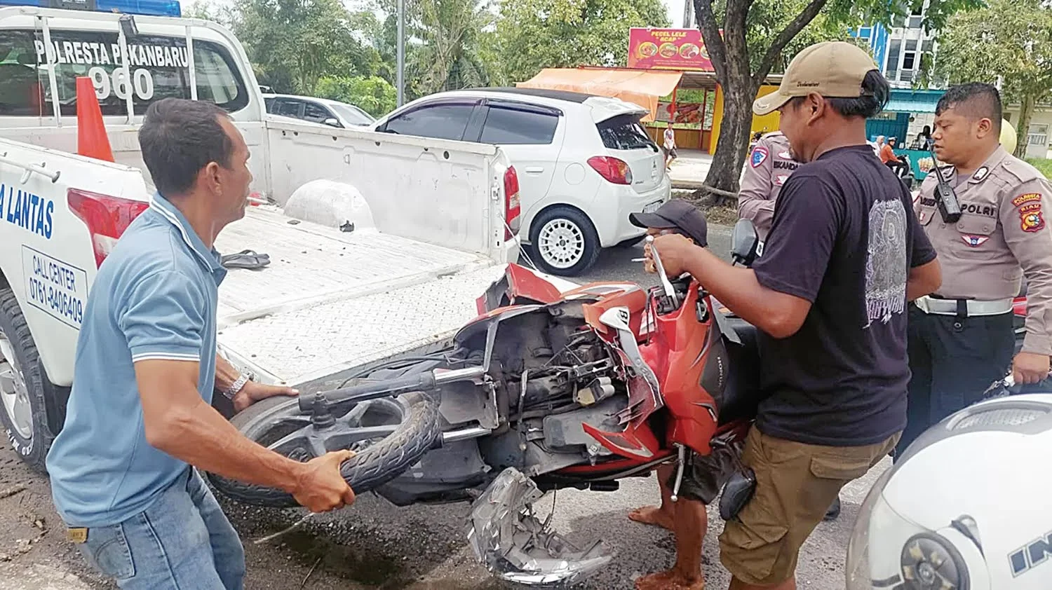 Pengendara Motor Melawan Arus, Tewas Ditabrak Truk di Jalan Soekarno‑Hatta Pekanbaru: Kronologi Lengkap
